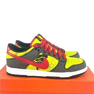Nike Dunk Low in Black, Yellow, and Red size -5.5